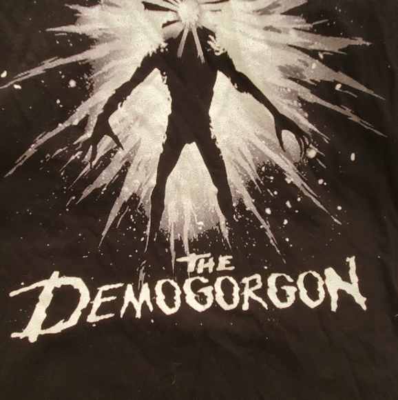 Pre-Owned Unisex Demogorgon Medium black lokg sleeve shirt - Picture 1 of 6